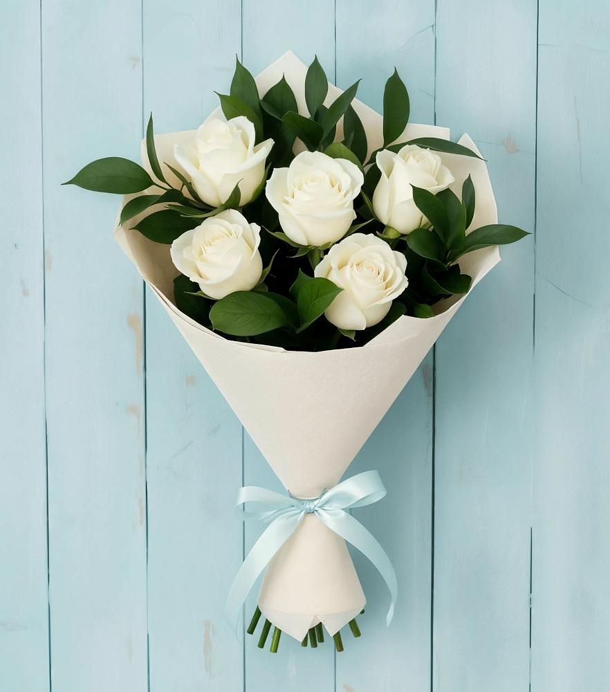 Букет цветов из: Розы в Красной Поляне Краснодарского края