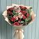 Букет цветов из: Гвоздики и Розы в Красной Поляне Краснодарского края