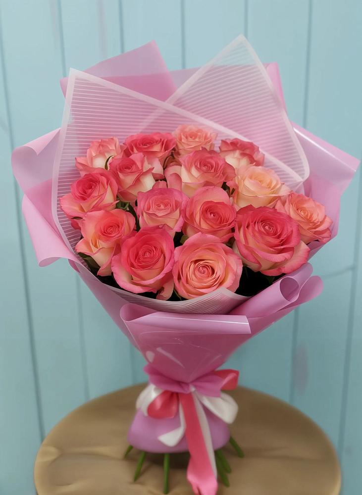 Букет 15 Розовых роз Равель в Красной Поляне Краснодарского края