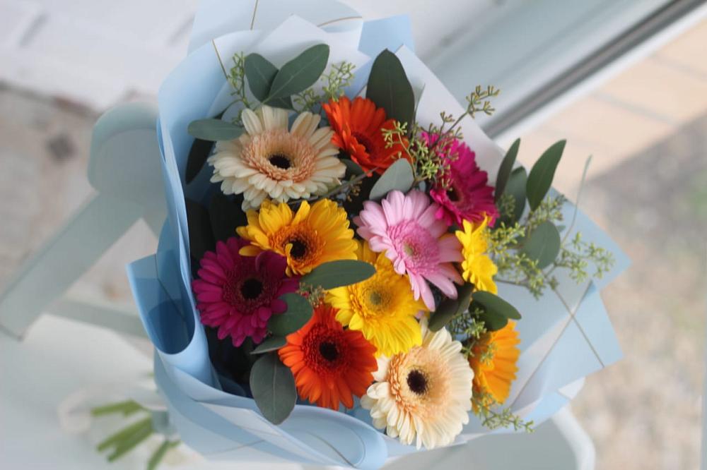 Букет цветов из: Герберы в Красной Поляне Краснодарского края