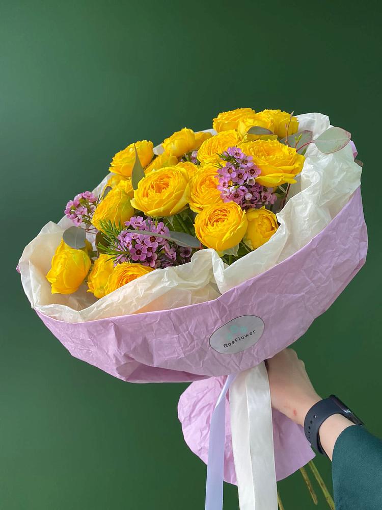 Кустовые желтые розы в Красной Поляне Краснодарского края Букет Кустовые желтые розы в Красной Поляне Краснодарского края
