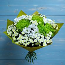 Букет цветов из:  Хризантемы в Красной Поляне Краснодарского края