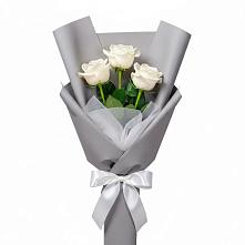 Букет 3 белые розы #REPLACE_PRED# Красной Поляне Краснодарского края