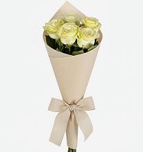 Букет цветов из:  Розы в Красной Поляне Краснодарского края