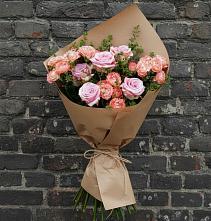 Букет цветов из:  Розы в Красной Поляне Краснодарского края