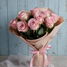Букет цветов из:  Розы в Красной Поляне Краснодарского края