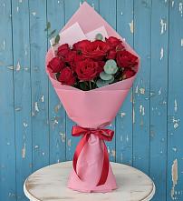 Букет цветов из:  Розы в Красной Поляне Краснодарского края