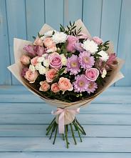 Букет цветов из:  Хризантемы, Розы и Альстромерии в Красной Поляне Краснодарского края