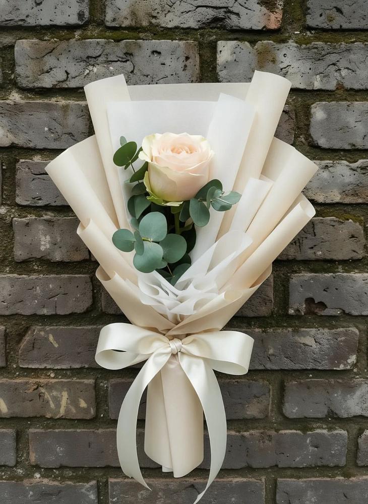 Букет цветов из: Розы в Красной Поляне Краснодарского края