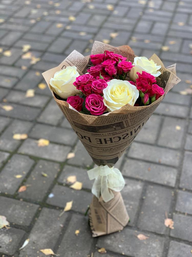 Букет цветов из: Розы в Красной Поляне Краснодарского края