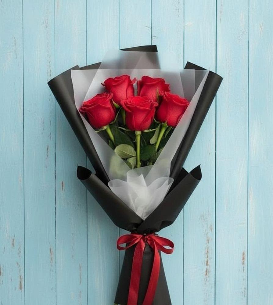 Букет цветов из: Розы в Красной Поляне Краснодарского края