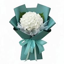 Букет цветов из:  Гортензия в Красной Поляне Краснодарского края